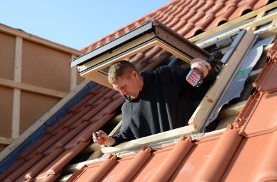 Pose de fenêtres de toit Velux à Schweyen